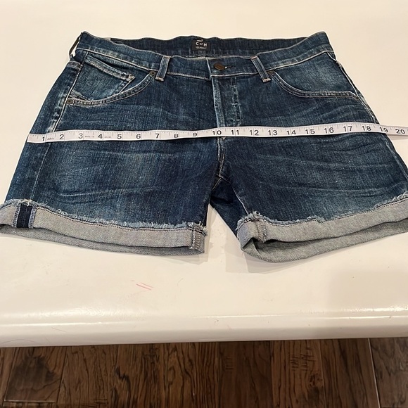 Citizens Of Humanity 5” Inseam Mid Rise Shorts Size 26 - Picture 5 of 16
